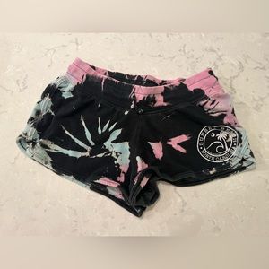 Sunset beach shorts